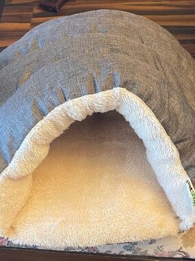 Plush Small Pet Hideaway Bed in Gray and Cream